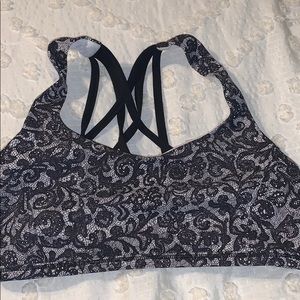 Lululemon sports bra